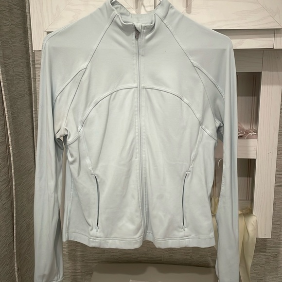 Icing blue lululemon jacket size 10 - Picture 1 of 1